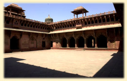 Red Courtyard in Agra Fort 